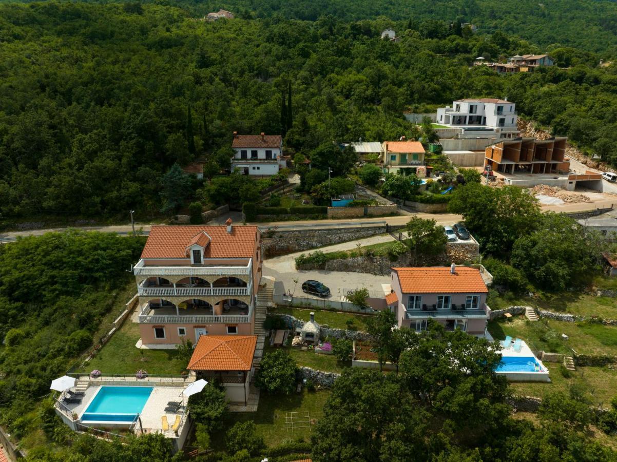 Jovich Apartments 3 Мощеничка-Драга Экстерьер фото