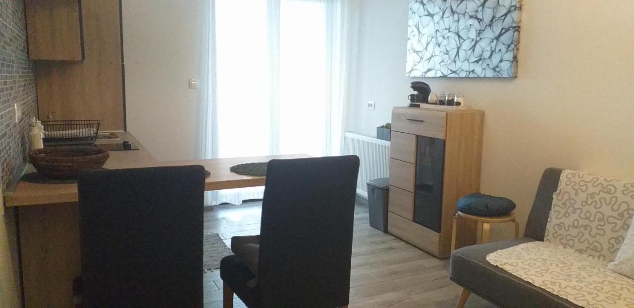 Jovich Apartments 3 Мощеничка-Драга Экстерьер фото